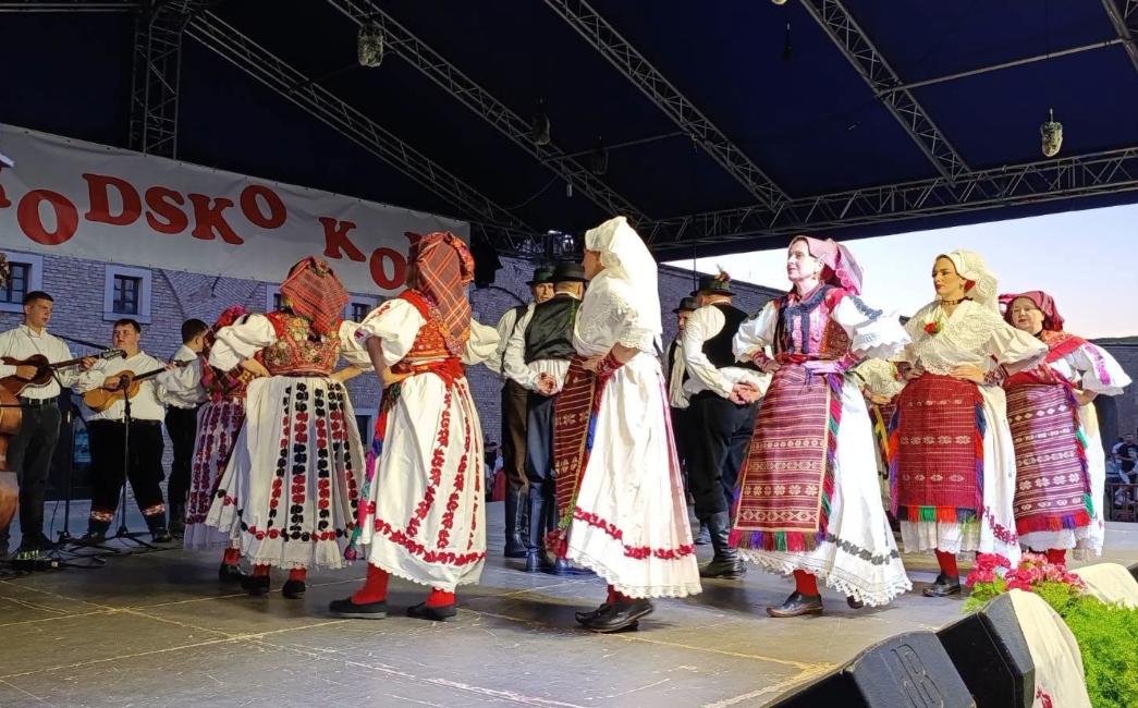 Međunarodni dan folklora: Od narodnih nošnji do bećarca, tradicija koja i dalje živi