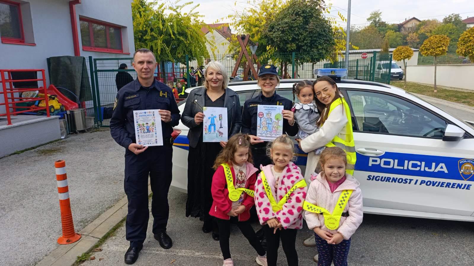 Prometni policajci educirali mališane u Dječjem vrtiću „Sibinj”