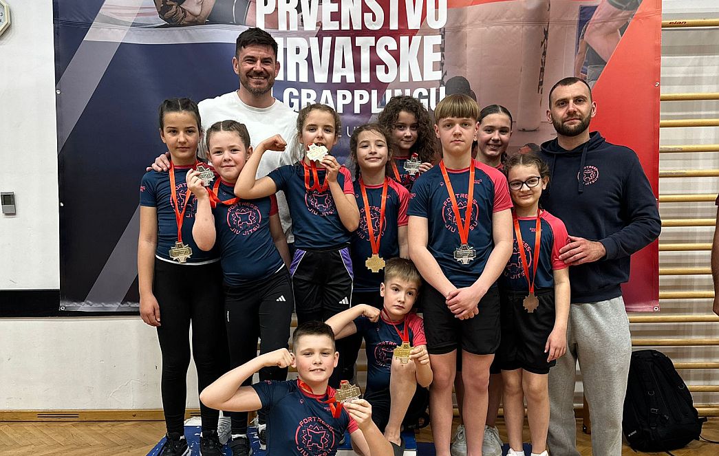 JJK FORTRESS na Grappling PH u Osijeku: 10 medalja za mlade brodske borce