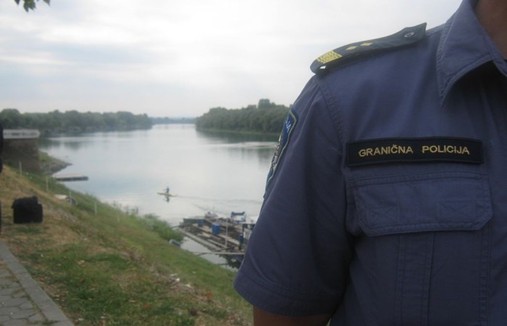Migrante pokušali prokrijumčariti u tovarnom prostoru