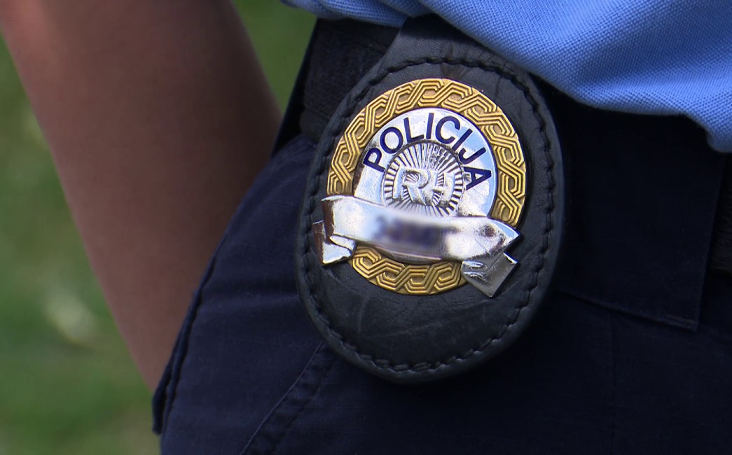 Policijski službenici uhvatili provalnike „na djelu“