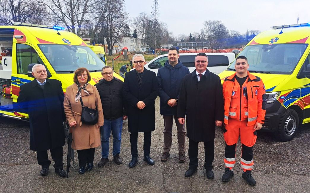 Vozni park brodsko-posavske Hitne bogatiji za četiri nova vrhunska vozila